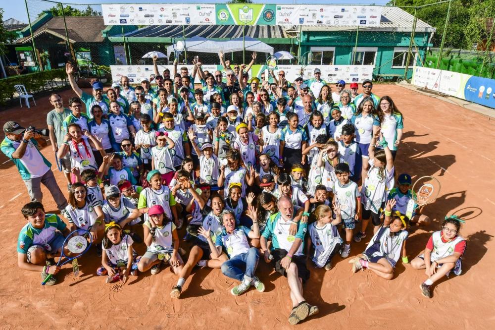 Ibraoliva promove ação social em prol do projeto WimBelemdon durante o evento Olivas no Cais