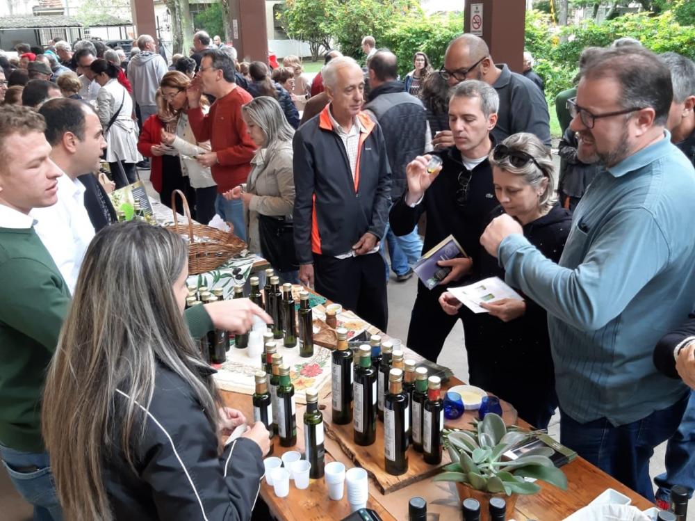 Feira do Azeite traz edição especial de Natal