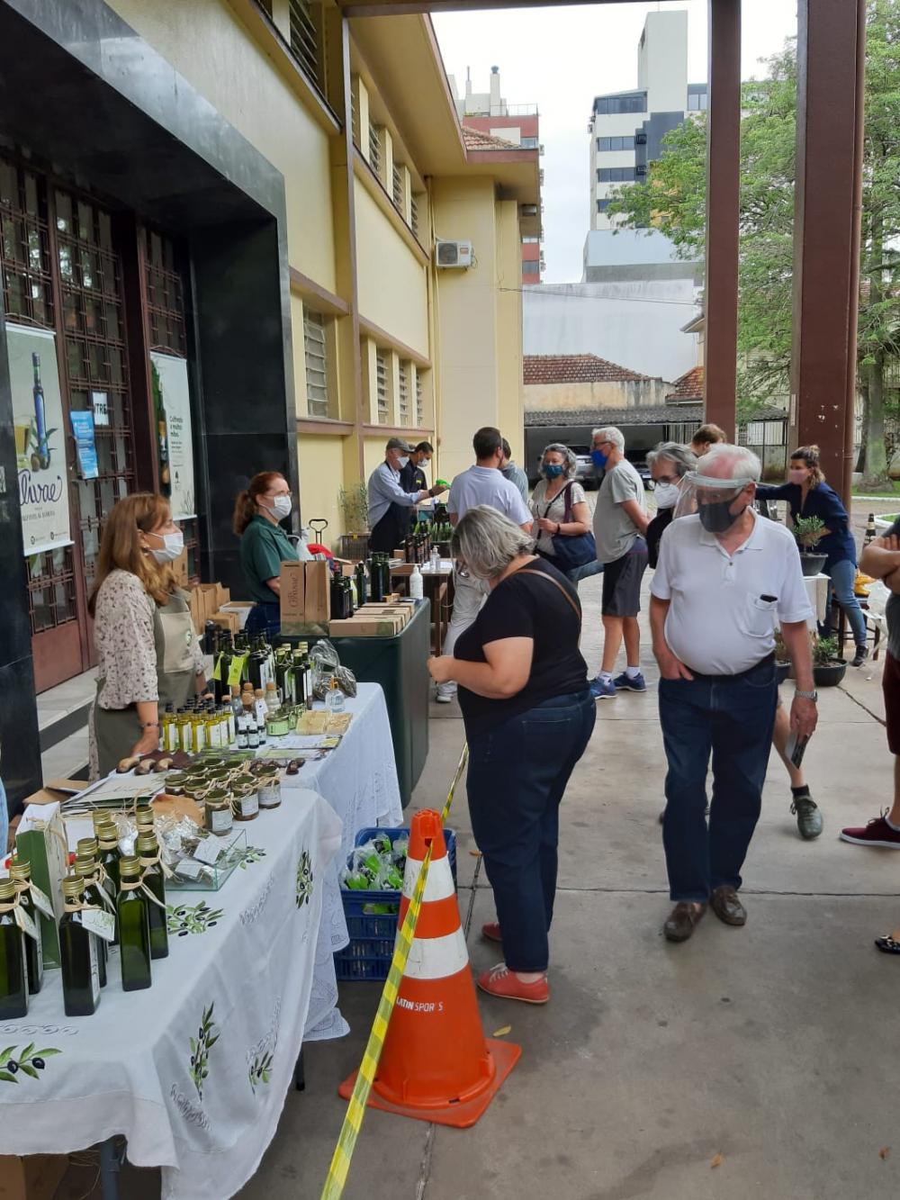 Feira do Azeite especial de Páscoa é neste sábado, dia 2, em Porto Alegre